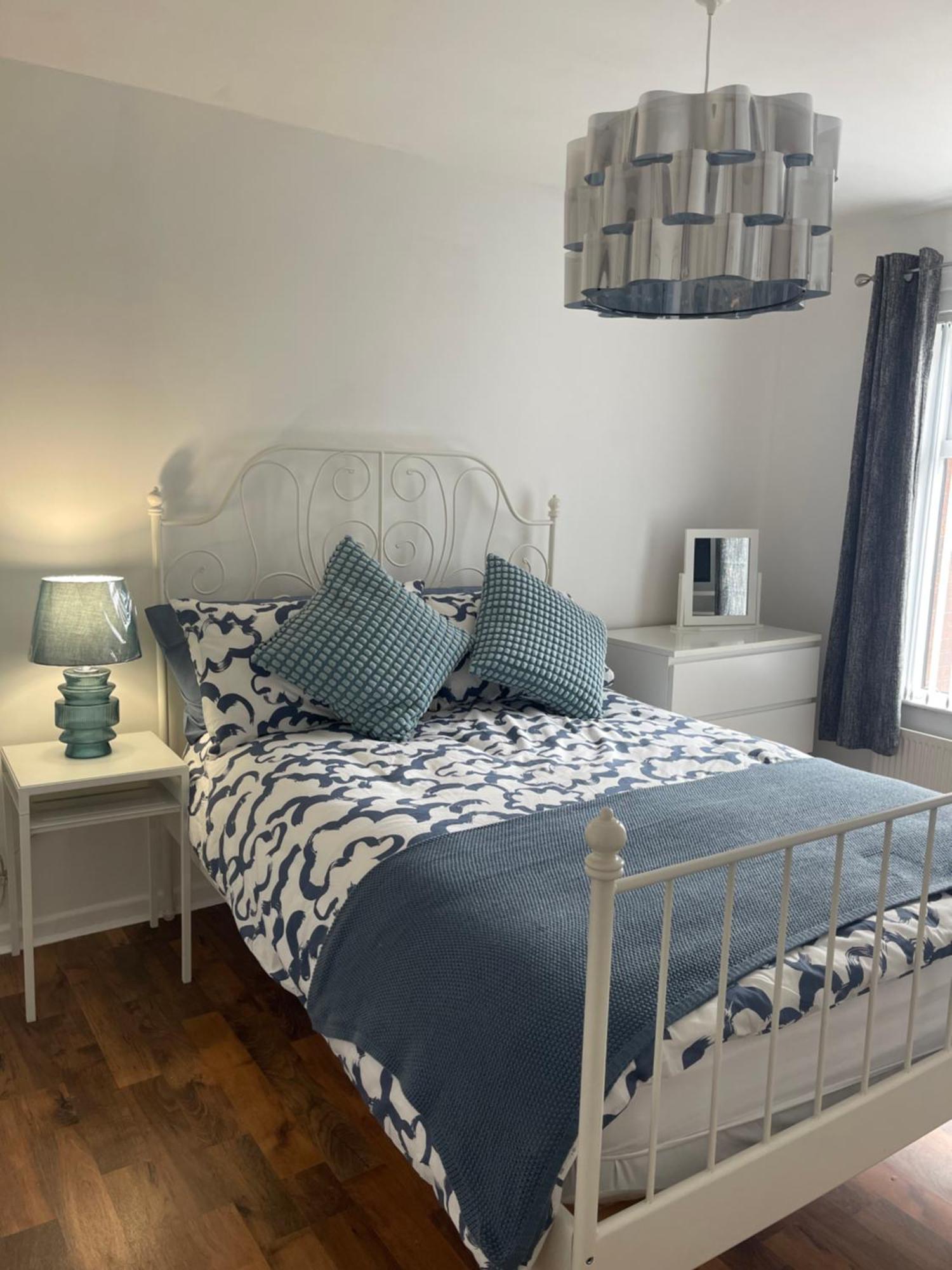 Grand Living 5 Minutes Walk From Grand Station Belfast