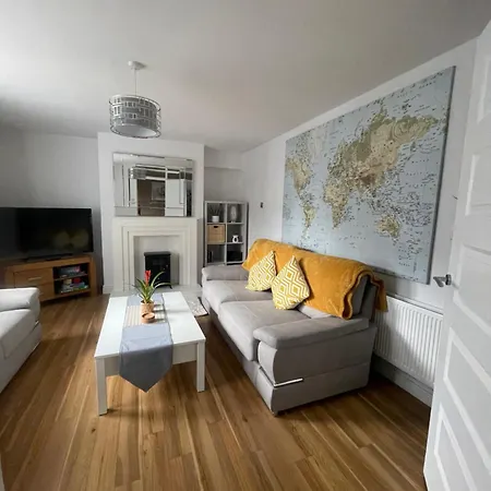 Belfast Grand Central Living 5 Minutes Walk From Grand Central Station Exterior photo