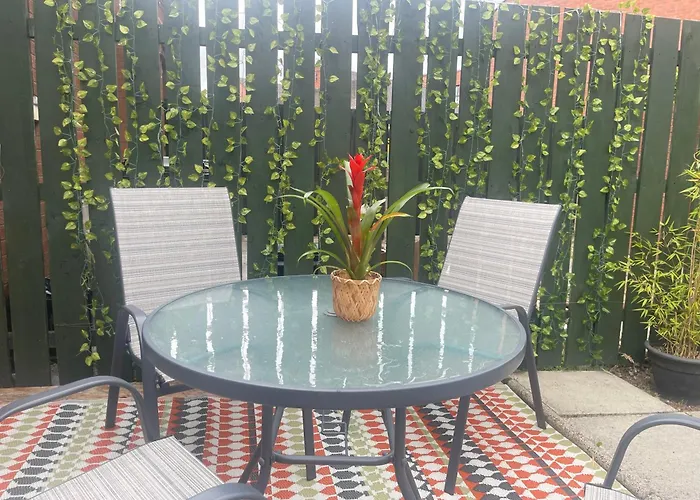 Belfast Grand Central Living 5 Minutes Walk From Grand Central Station