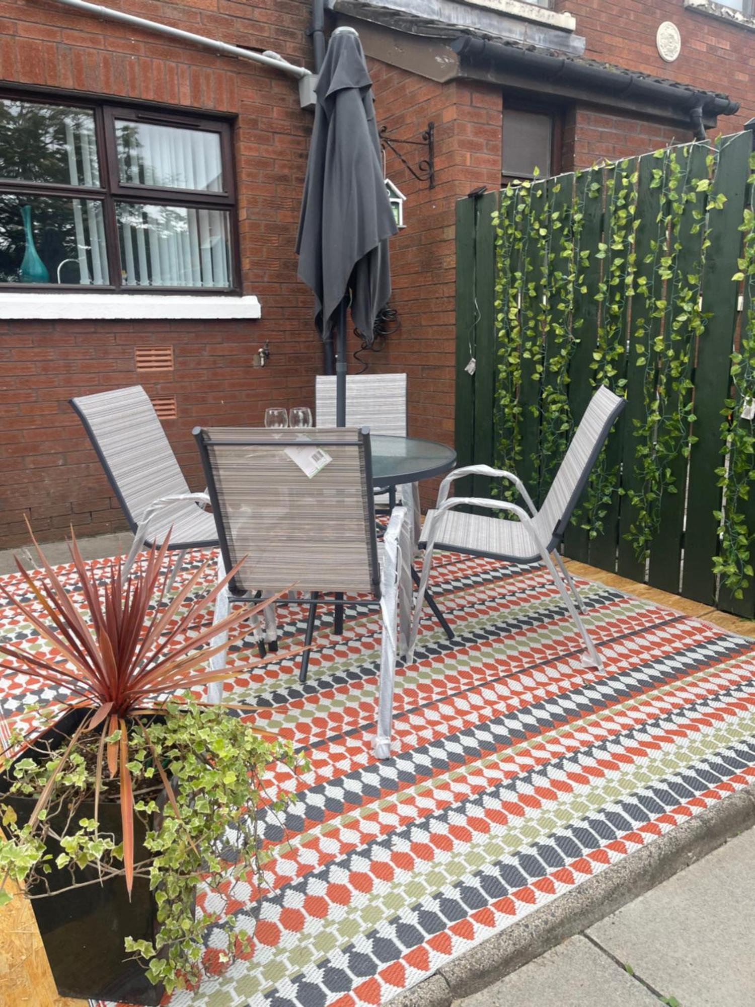 Grand Living 5 Minutes Walk From Grand Station *